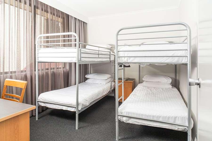 Alpha Hotel Canberra Amenities photo