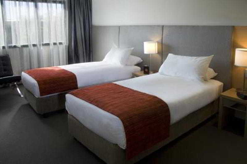 Alpha Hotel Canberra Exterior photo